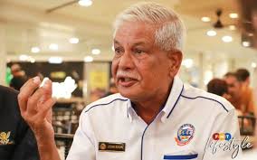 Tenacious journalist brothers who rose from hardship in war-torn Malaya