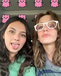 hello!! my name is isa and ill be living in libby (double, community bath)  this year! i'm from texas, i'm undecided, but i plan to go into  architectural engineering! i love to