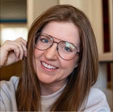 Danielle Skuse's Instagram, Twitter & Facebook