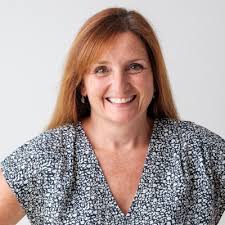 A few months back I posted about how I'd taken the decision to compress my  hours and start a year long jewellery making course one day a week. And  what a few