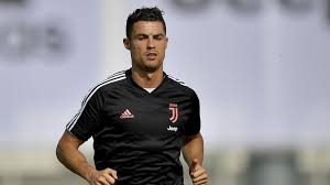 Born 5 february 1985) is a portuguese professional footballer who plays as a forward for serie a club. Cristiano Ronaldo Spricht Uber Karriere Ende Und Kritisiert Transfermarkt Eurosport