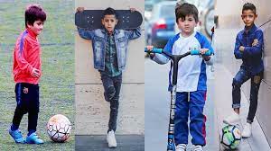 Neymar jr & cristiano ronaldo • respect moments. Thiago Messi Style Vs Cristiano Ronaldo Junior Style 2019 Flickr