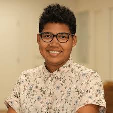 Christina Samuels's Instagram, Twitter & Facebook