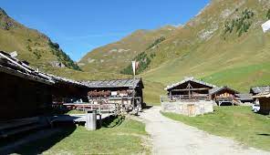 Beste voraussetzungen für einen tollen #drehtag im schönen #walsertal. Bergtour Zum Marblsee Bei Vals Sudtirol