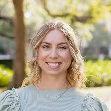 STORRIE: PRACTITIONER TO WHOLISTIC WELLNESS COACH