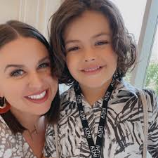 Hilary KM (@hil.for.real) • Instagram photos and videos