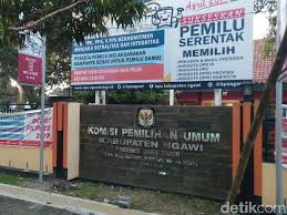 Selain, pelaksaan vaksinasi bagi guru maupun tenaga kependidikan terus berlangsung, bahakan telah mendekati 100 persen untuk vaksinasi tahap pertama. Zonasi Ngawi Nusagates