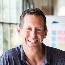 Paul Saez's Instagram, Twitter & Facebook