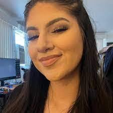 Jennifer Whitener's Instagram, Twitter & Facebook