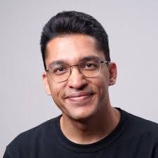 Ryan Singh's Instagram, Twitter & Facebook