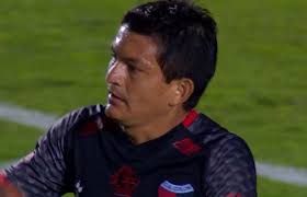 El pulga rodríguez fue el encargado de levantar la copa de la liga profesional 2021 y colón se alzó con su primer título. Argentina Un Golazo Del Pulga Luis Rodriguez Para Colon Ya Recorre El Mundo