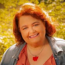 DeQueen Ford (@DeQueenFord)