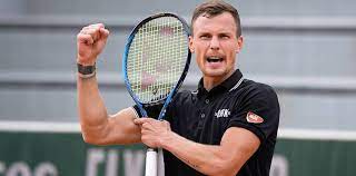 Height, photos & stats of all atp & wta players including marton fucsovics. Fucsovics Marton Mol Csapat