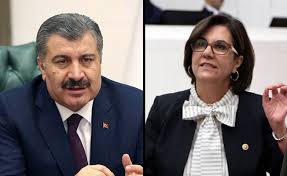 Gaye usluer, chp'den istifa ettiğini duyurdu. Prof Dr Gaye Usluer Den Asi Duyurusu Yapan Koca Ya Tepki Hayal Satmaktan Vazgecin