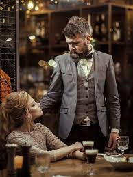 It seems like a more formal gesture and that puts pressure on a first date. How To Greet Each Other At The First Date