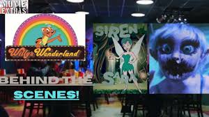 There's willy weasel, tito turtle, siren sara, ozzie ostrich. Willy S Wonderland Behind The Scenes Siren Sara Youtube