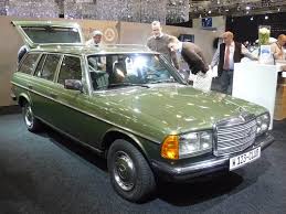 The unveiling must have been a spectacle, the public getting a first glimpse of the 540k's impressive radiator, enormous bosch headlights, long bonnet and outside exhaust pipes. Looking For A Nice W123 Estate Classifieds Wanted Mbclub Uk Bringing Together Mercedes Enthusiasts