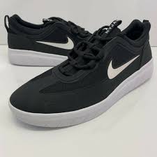 O nike sb nyjah free é uma sequência digna de seu antecessor. Size 9 Nike Nyjah Free 2 Sb Black White For Sale Online Ebay