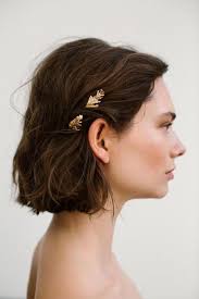 See more of coupes au carré & coiffures courtes on facebook. 50 Coiffures De Mariage Pour Cheveux Courts Coiffure Mariage Carre Idee Coiffure Cheveux Court Cheveux Courts