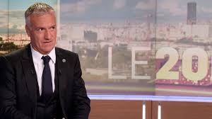 Didier deschamps, sélectionneur de l'équipe de france, va annoncer sa liste des 26 joueurs convoqués pour l'euro, ce mardi soir vers 20h20 sur m6 et tf1. Euro 2016 Les 23 De Deschamps Du Classique Sans Risque Et Sans Ben Arfa L Express