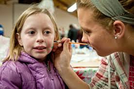 Holiday celebration draws children to the Air Guard > 123rd Airlift Wing >  Article Display