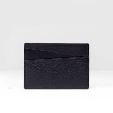 Shop our broad selection of travel wallets, money clips and card cases made of carbon fiber, leather and other premium materials. The Card Case Wallet Everlane