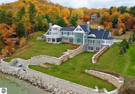 10860 Bluff Rd Traverse City Mi 49686 Mls 1873892 Zillow Luxury Homes Traverse City House And Home Magazine