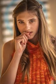 Claire Dailey's Instagram, Twitter & Facebook