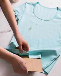 If you got grease stains on your clothing, don't panic. How To Get Oil Stains Out Of Clothes Step By Step With Pictures Apartment Therapy