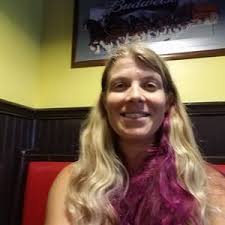 Robin Norfleet (@RHoweNorfleet)