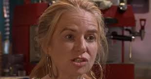 EastEnders character rumbles 'what's wrong with Bianca' as Walford legend  'spirals'