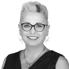 Amazon.com: EMMA HAMLIN: books, biography, latest update