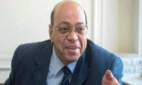 الدكتور شاكر عبد الحميد من مواليد 20 يونيو 1952 بأسيوط بصعيد مصر، عمل أميناً عاماً. Ø¹Ø§Ø¬Ù„ ÙˆÙØ§Ø© Ø§Ù„Ø¯ÙƒØªÙˆØ± Ø´Ø§ÙƒØ± Ø¹Ø¨Ø¯ Ø§Ù„Ø­Ù…ÙŠØ¯ ÙˆØ²ÙŠØ± Ø§Ù„Ø«Ù‚Ø§ÙØ© Ø§Ù„Ø£Ø³Ø¨Ù‚ Ù…Ø¨ØªØ¯Ø§