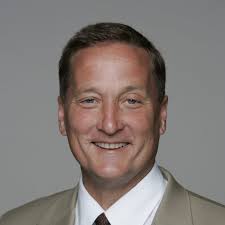 Titans executive VP MacLachlan resigns