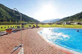 Veya spor salonu, multisportfeld karlsruhe, almanya, multisportfeld, adres Camping Bella Austria Schon Gelegener Campingplatz Mit Pool