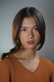 Claire Masterson's Instagram, Twitter & Facebook