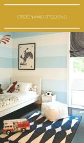 Streifen Wand Streichen Deko Idee Weiss Blau Junge Kinderzimmer Babyzimmer Wandgestaltung Gestreift In 2020 Babyzimmer Wandgestaltung Wande Streichen Gestreifte Wande