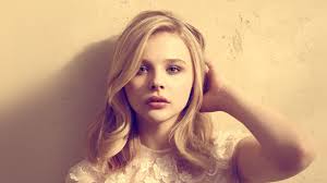 Blond or fair hair, also blonde, is a hair color characterized by low levels of the dark pigment eumelanin.the resultant visible hue depends on various factors, but always has some yellowish color. Wallpaper Face White Blonde Long Hair Celebrity Actress Mouth Chlo Grace Moretz Person Skin Head Color Girl Beauty Smile Eye Woman Hand Lady Photograph Blond Hairstyle Portrait Photography Photo Shoot Brown