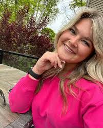 Sharon Rytel's Instagram, Twitter & Facebook