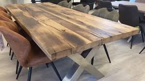 Esstisch aus bohlen holztisch küchen design küche tisch und t. Beesondere Baumkantentische Holzland Beese Unna