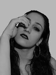 Laura Rupert's Instagram, Twitter & Facebook