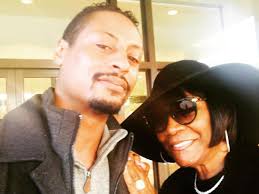 Patti Labelle, 80 years old, and her 46yr old boyfriend Eric… I know he  tearing Ms. Patti's pies up chile 😂