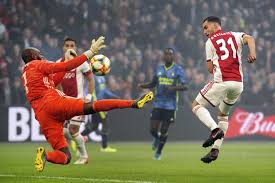 Head to head statistics and prediction, goals, past matches, actual form for eredivisie. Voorpret Ajax Feyenoord Kan Malacia Op Tegen Antony Het Parool