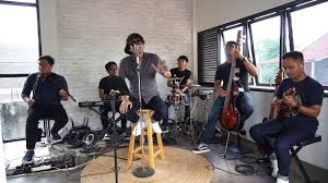 Paksi Band Tanjung Perak Keroncong Modern Perahu Layar Perahu Band