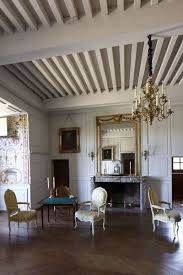 Puy De Dome Chateau De Villeneuve Lembron Interieur De Manoir Interieurs Francais Maisons Francaises