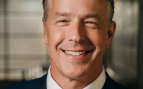 Scott Maclellan's Instagram, Twitter & Facebook