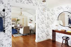 Banner Day Interiors A Traditional Home In Burlingame In 2020 Beautiful Houses Interior Classic House Classic Decor