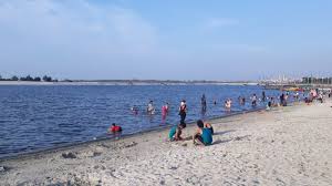 Check spelling or type a new query. Pengunjung Pantai Ancol Ini Tak Setuju Ada Pantai Publik Gratis Di Jakarta Tribun Jakarta