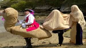 Check amazon for zamel the camel has five humps mp3 download these lyrics are submitted by mxm4 browse other artists under w:w2 w3 songwriter(s): Watch Ready Steady Wiggle Season 2 Episode 26 Zamel The Camel Online Now