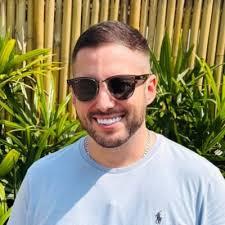 Markus Lewis Simmons"